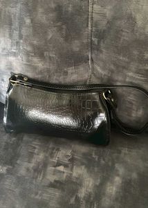 Chic Black Shoulder Bag
