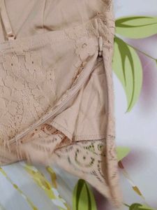 (1200)Lace Cami Top