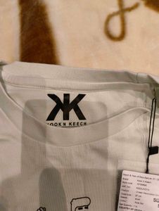 kook Graphic Print T-shirt