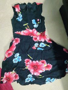 Mixed Girls&#39; Clothing Bundle - Dresses &amp; Tops