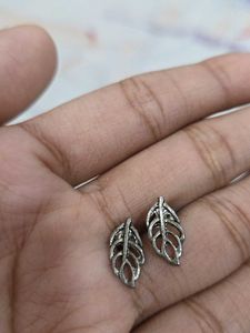 Leaf Stud Earrings
