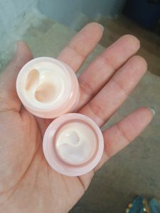 Pink Clinique Skin Care Kit