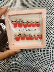 Coral Nail Aesthetics