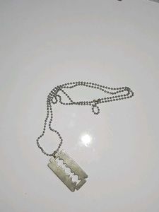Razor Blade and cuban pendant chain