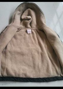 Ben 10 Kids' Black Sleeveless Jacket