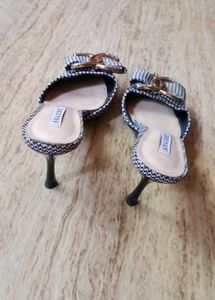 Chanel Dupe Heel
