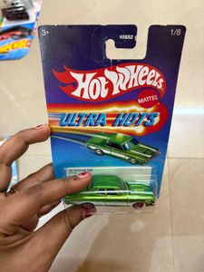 Hot Wheels Nissan Skyline GT-R &amp; Dodge