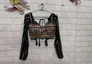 women black blouse