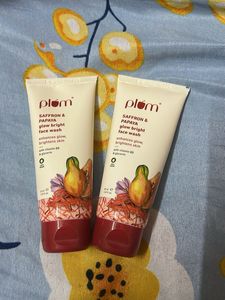 Plum Saffron &amp; Papaya Face Wash