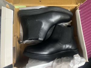 Leather Chelsea Boots