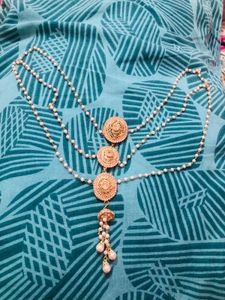 Matha Patti headpiece-Golden &pearl