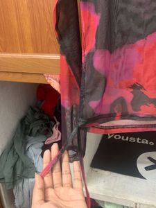 Abstract Print Mesh Top