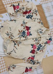 Collar Crop Top