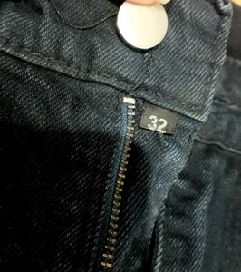 Black Straight Fit Jeans