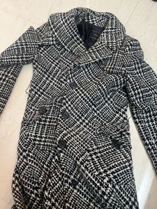 Black N White Coat With Size 85-94-160