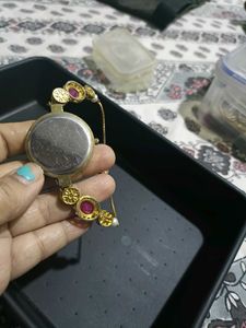 kundan watch