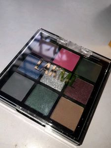 Lakme Ultimate Glam Eyeshadow