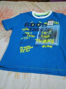 Kids T-shirt