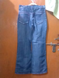 Girl&#39;s Jeans