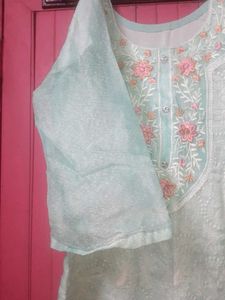 Kurta Set Embroidery Work