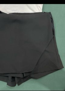 Black Skirt
