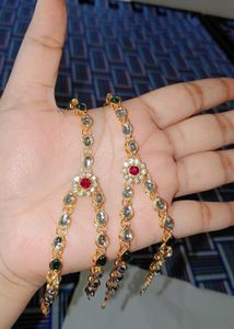 Hand Chain with Crystals