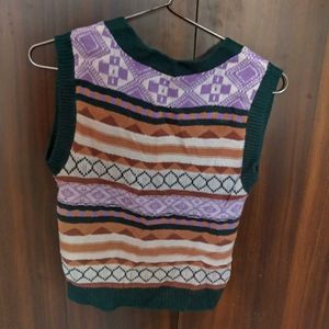 Patterned Knit Vest, new, no lint