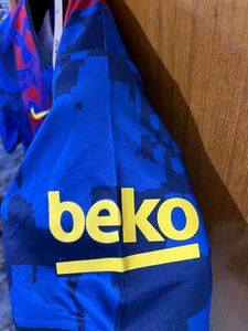NIKE BARCELONA RETRO UCL JERSEY S(38)
