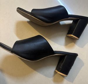 Chic Black Mules