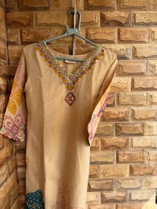 Floral Embroidered Kurta