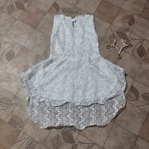 White Lace Sleeveless Dress