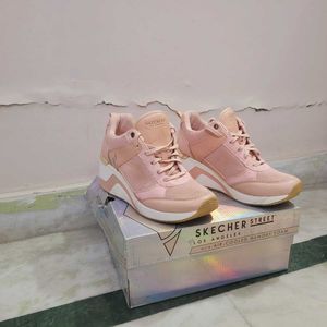 Skechers Women&#39;s Million Air - Up