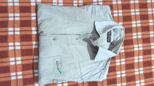 Men&#39;s Casual Shirt