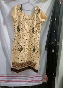 Elegant Embroidered Kurta With Dupatta