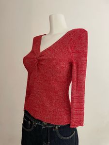 Red V-Neck Long Sleeve Top