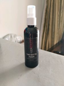Huda Beauty Make-up Fixer Spray