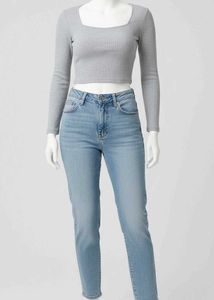 fitted long sleeve crop top