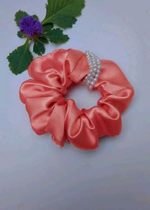 Peach Pearl Scrunchie
