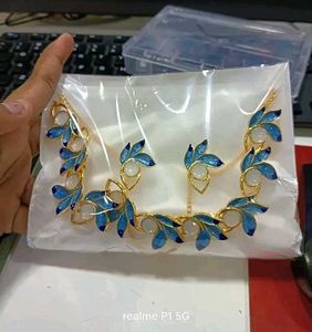 Blue Floral Necklace & Earring Set