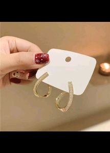 Elegant Gold Tone Earrings