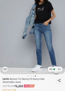 Levi&#39;s 711 Skinny Fit Blue Jeans