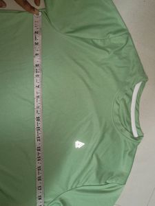 Parrot Colour Unisex Gym T Shirt
