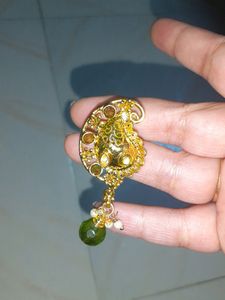 Pendent With Earrings