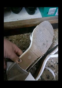 Ritu Wears Brand White Heels In 5:5 Size 39 No.