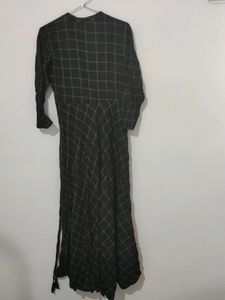 Vishudh Black dress