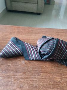 striped saree border