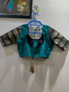 Plain Peacock Green Colour Saree