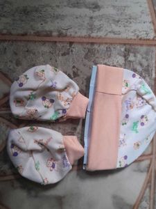 Newborn Baby Cap & Mittens Set