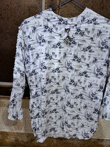 Floral Print Top with Cutout Sleeves