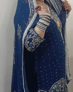 Heavy Embroidery Suit Salwar With Dupatta.